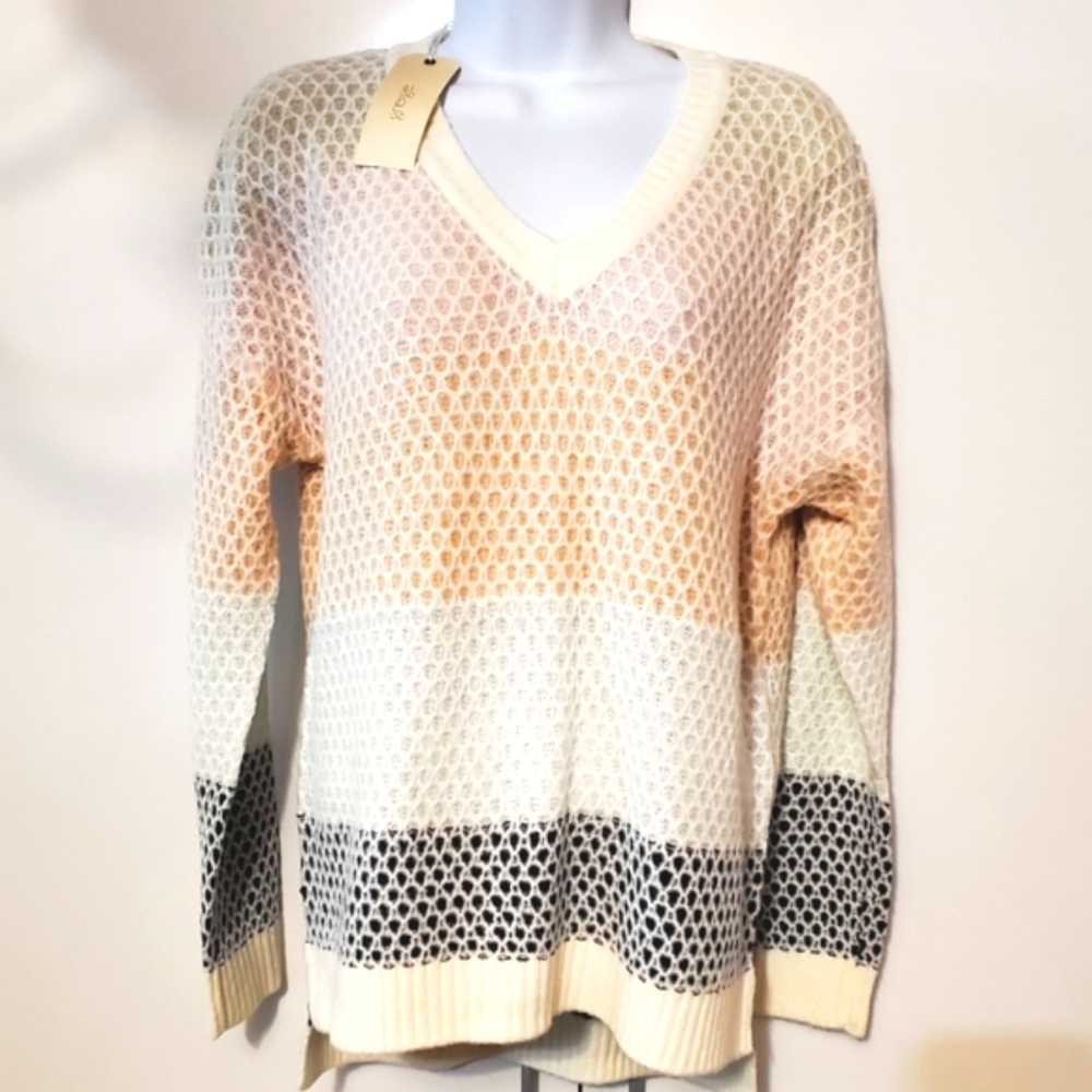 NWT Beautiful cozy multi color sweater, brand Greige